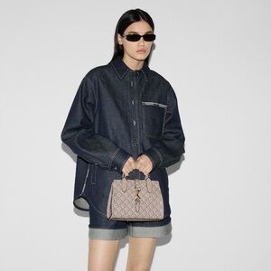 Gucci small Stylish Beige  Handbag
